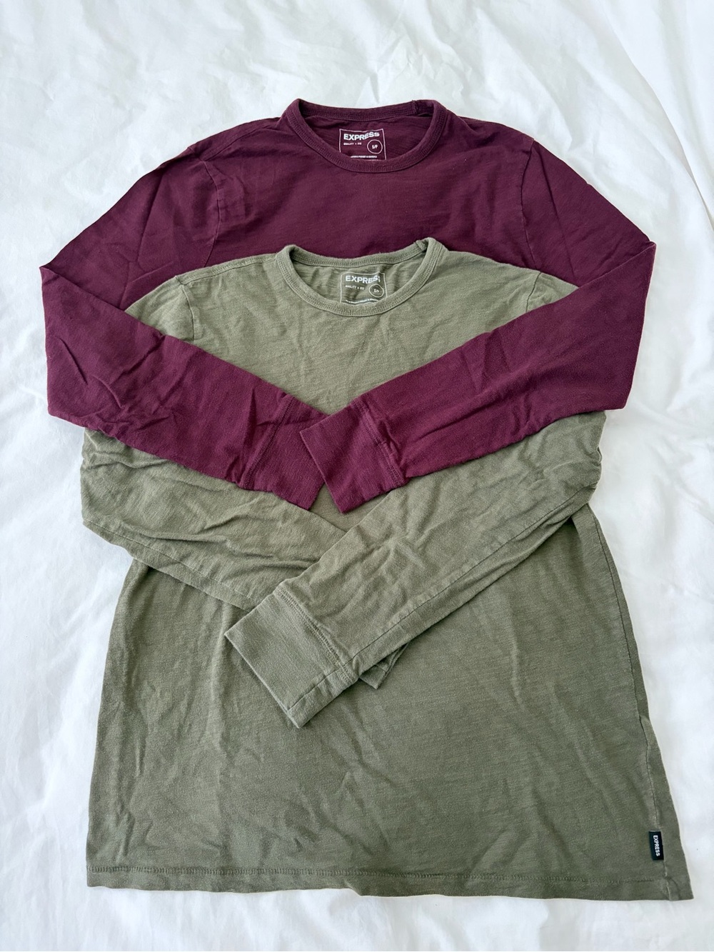 Express Men Long Sleeve Crew Neck T-Shirt (Small) in Maroon and Olive Green